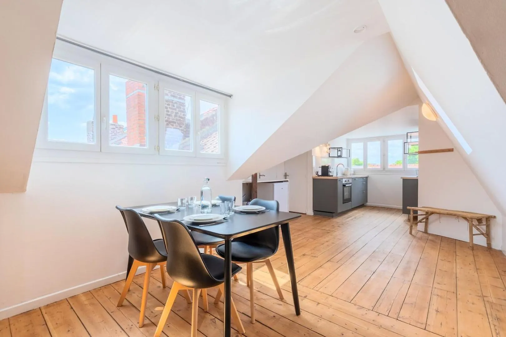Bright One Bedroom Next To Wazemmes Market Lille Apartment