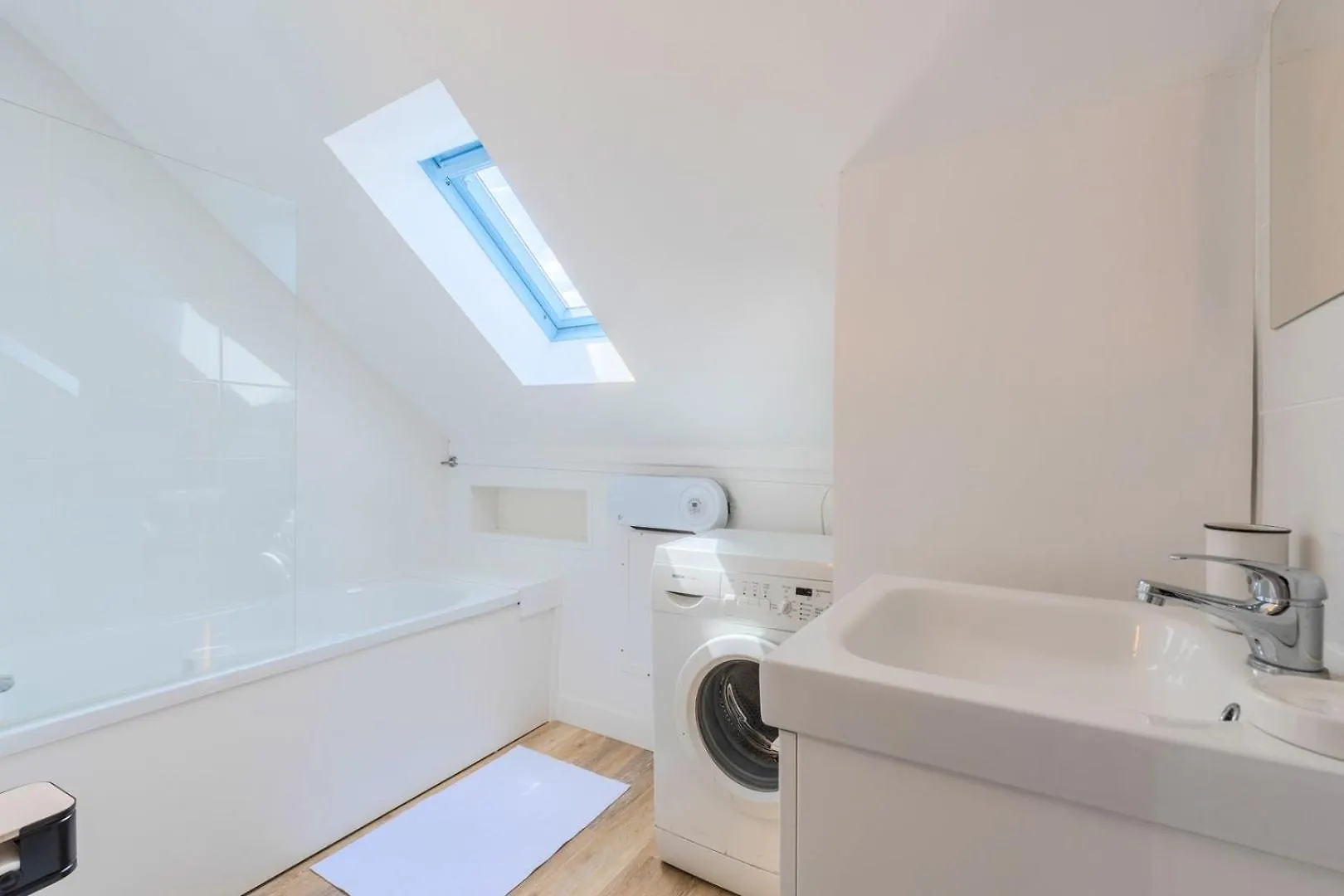 Bright One Bedroom Next To Wazemmes Market Lille 0*,